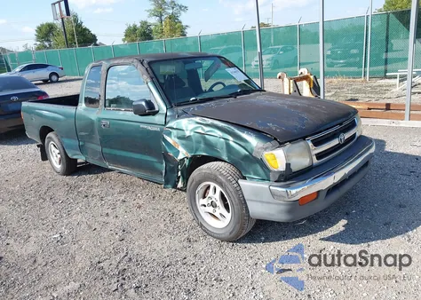 1999 Toyota Tacoma z USA, uszkodzony, nr VIN 4TAVL52N8XZ423350